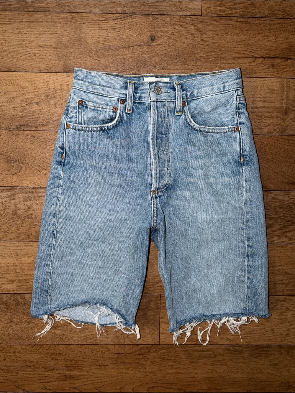 Agolde Size 23 Denim Jorts Style 90’s Shorts Aritzia 100% Regenerative Cotton